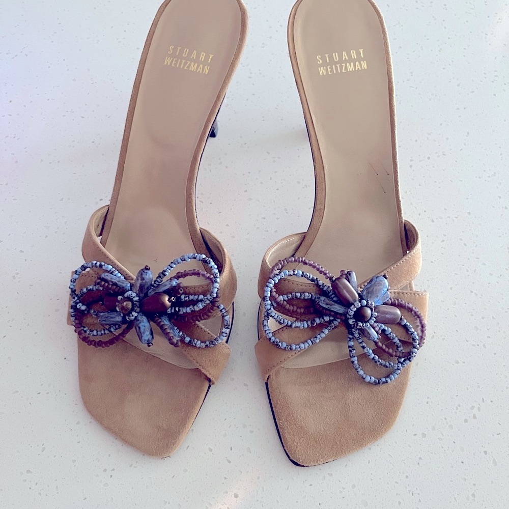 Stuart Weitzman Tan Brown Heels with Elegant Bow